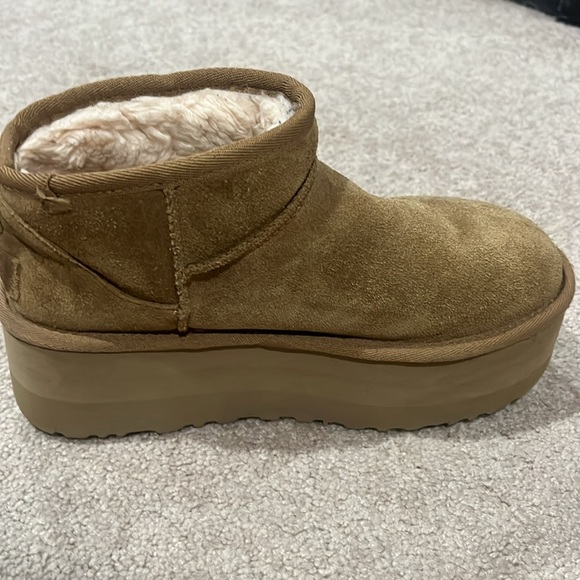 Ugg Classic Ultra Mini Platform - Chestnut - Great Condition - Size 6 - Picture 3 of 5